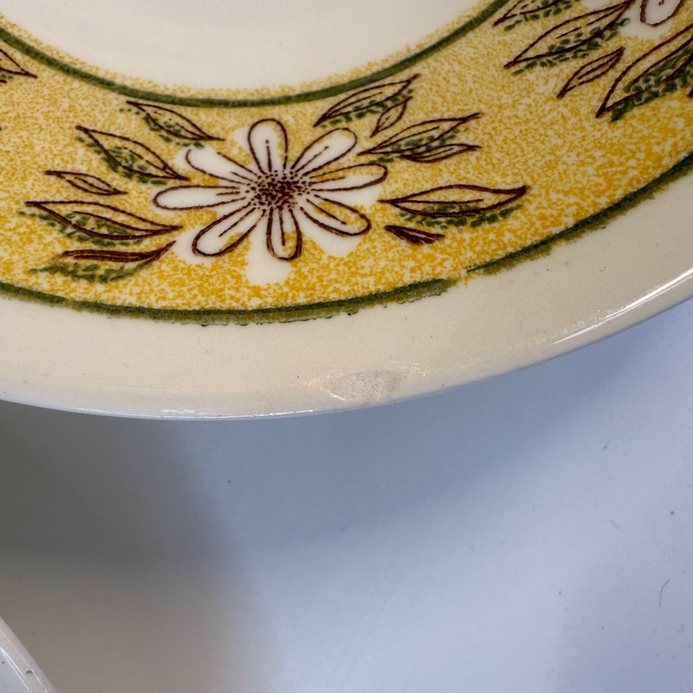 Taylor Smith & Taylor Ironstone Yellow Daisy Bowls USA 7.5" Set of 2 Small chip - Picture 4 of 10